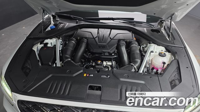 Genesis GV70 2025 — photo 6