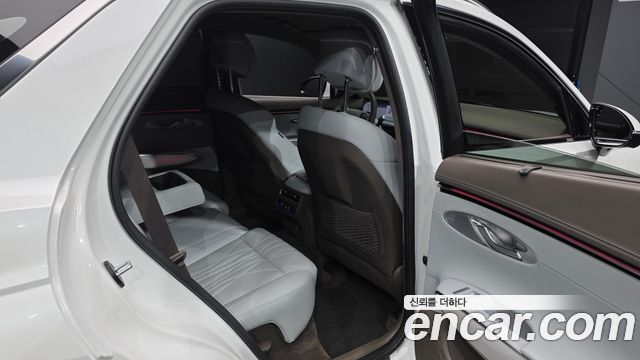 Genesis GV70 2025 — photo 18
