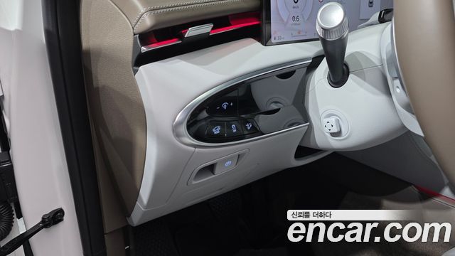 Genesis GV70 2025 — photo 28