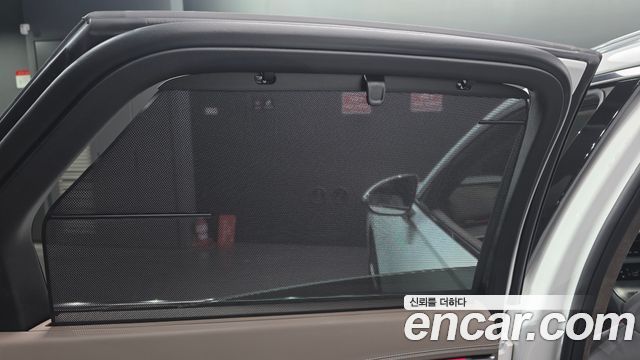 Genesis GV70 2025 — photo 36