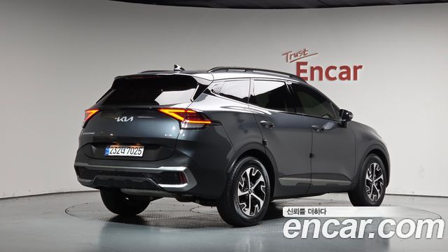 Kia Sportage 2023 — photo 2