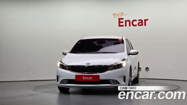 Kia K3 2018 — photo 3