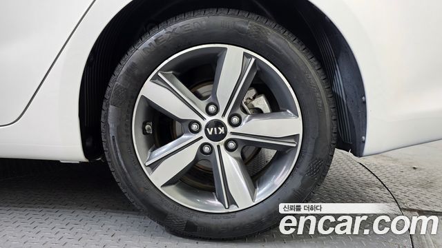 Kia K3 2018 — photo 5