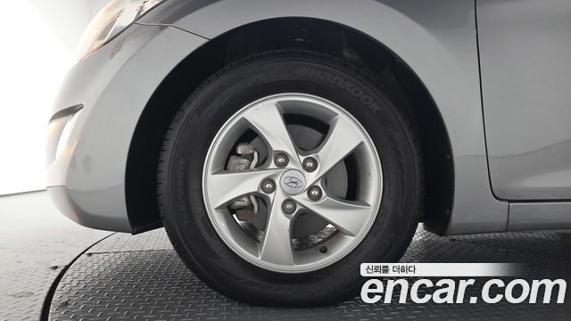 Hyundai AVANTE 2014 — photo 5