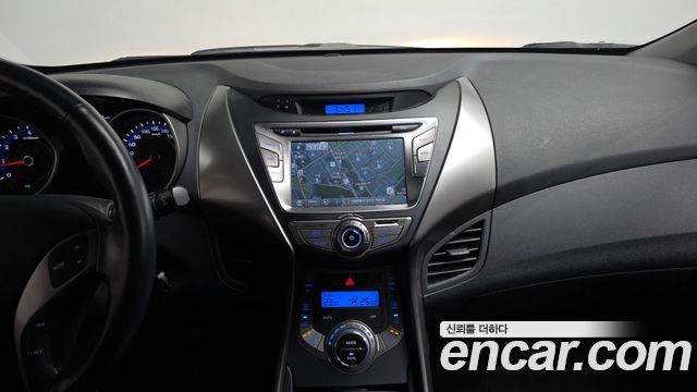 Hyundai AVANTE 2014 — photo 20