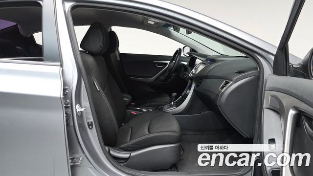Hyundai AVANTE 2014 — photo 16