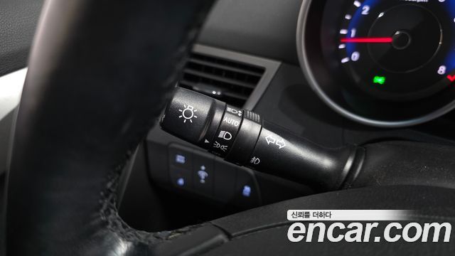 Hyundai AVANTE 2014 — photo 30