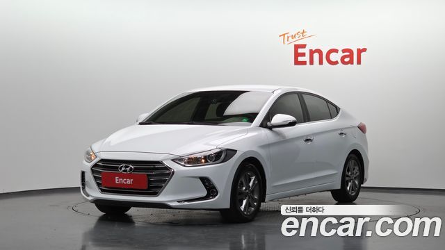 Hyundai AVANTE 2017 — photo 1