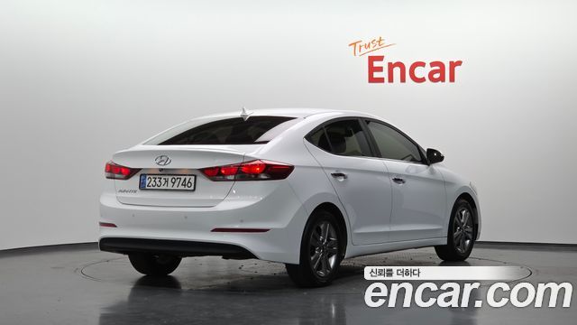 Hyundai AVANTE 2017 — photo 2