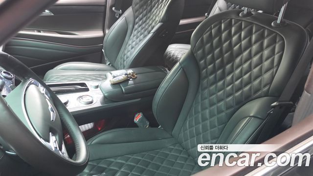 Genesis GV80 2023 — photo 30
