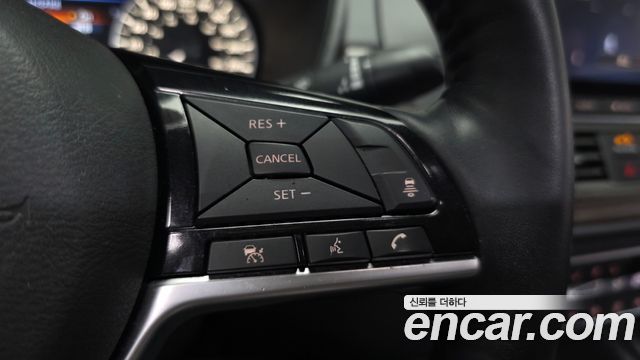 Nissan Altima 2019 — photo 32