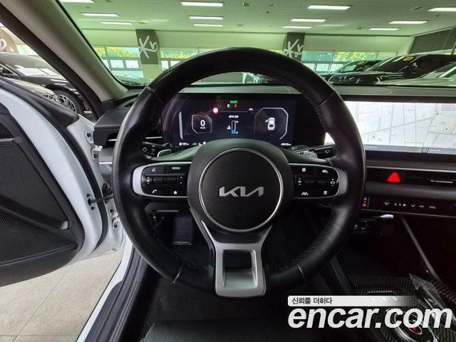 Kia K5 2024 — photo 3