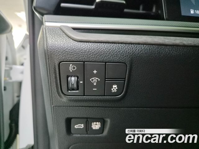 Kia K5 2024 — photo 11