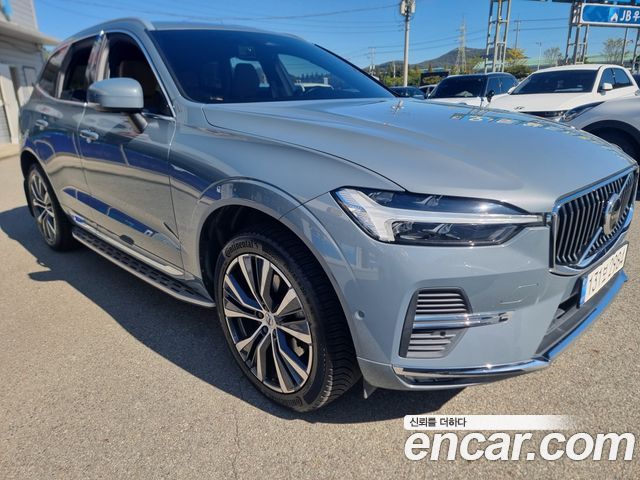 Volvo XC60 2022 — photo 3