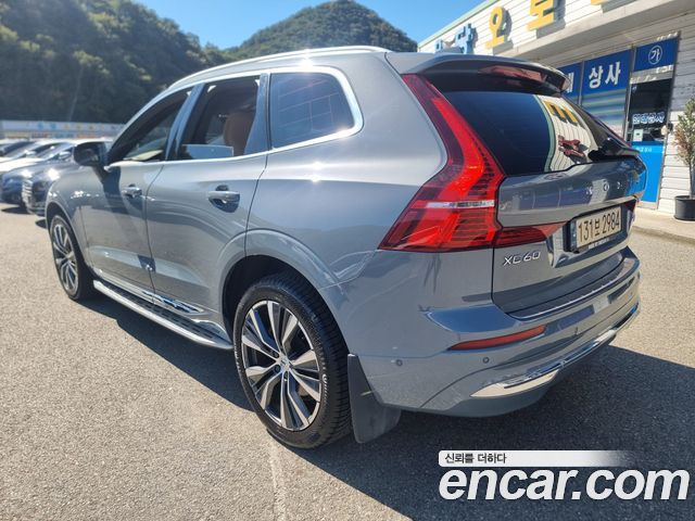 Volvo XC60 2022 — photo 7