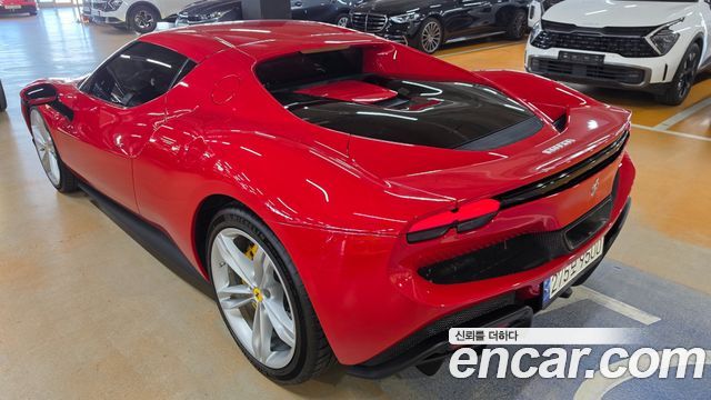 Ferrari 296 2024 — photo 2