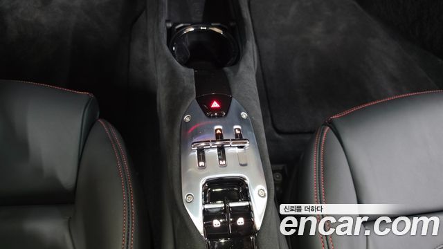 Ferrari 296 2024 — photo 11