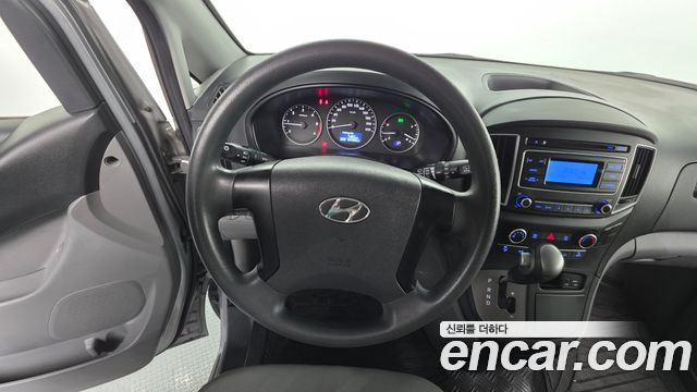 Hyundai Starex 2020 — photo 13