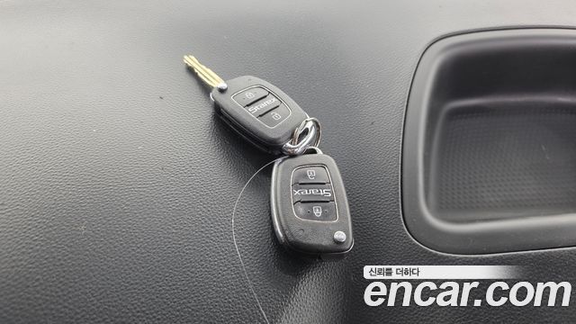 Hyundai Starex 2020 — photo 18
