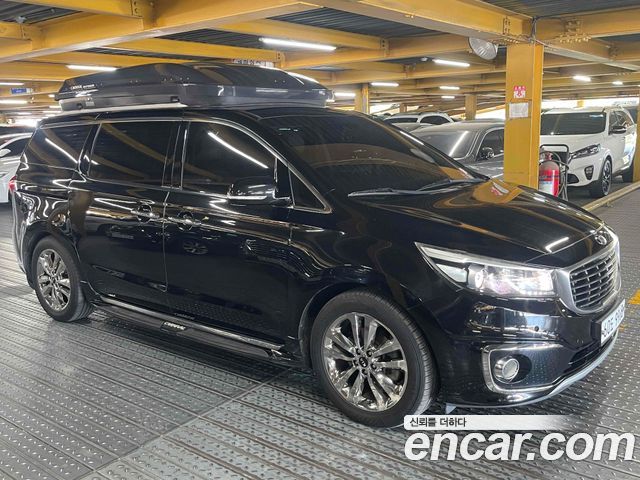 Kia Canival 2015 — photo 3