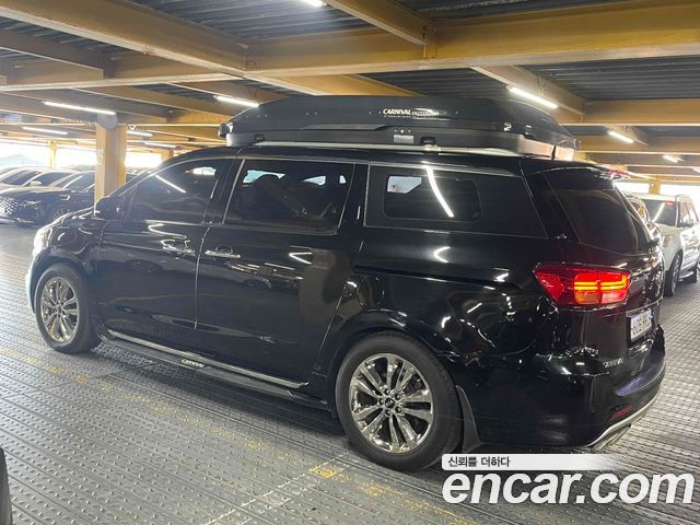 Kia Canival 2015 — photo 6