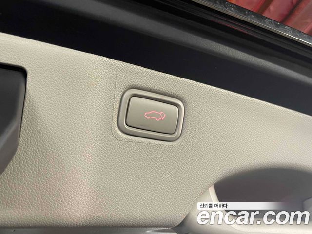 Kia Canival 2015 — photo 17