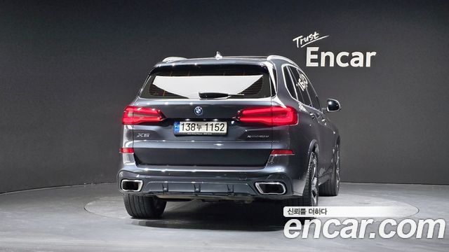 BMW X5 2022 — photo 4