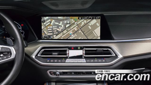 BMW X5 2022 — photo 17