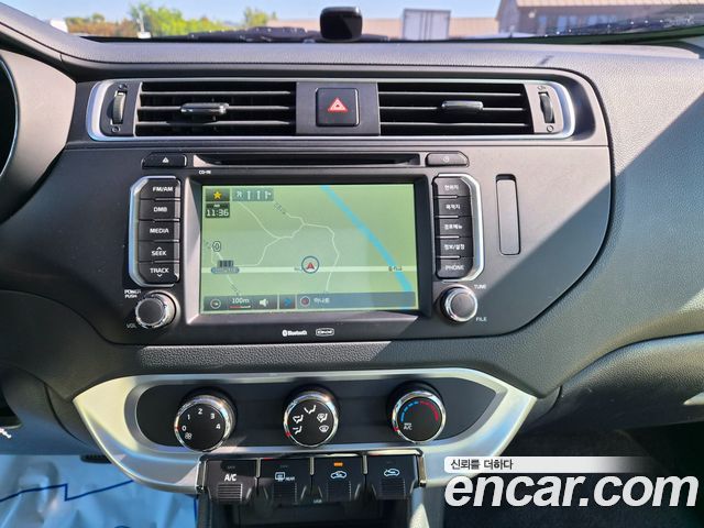 Kia pride 2017 — photo 12
