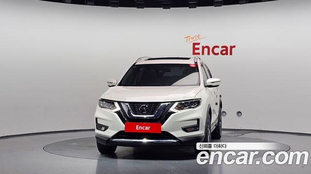Nissan X-Trail 2018 — photo 3