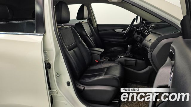 Nissan X-Trail 2018 — photo 17