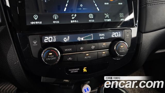 Nissan X-Trail 2018 — photo 22