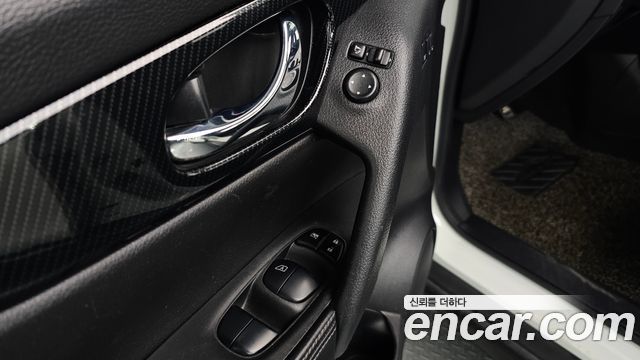 Nissan X-Trail 2018 — photo 28