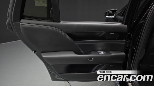 Genesis G90 2025 — photo 15
