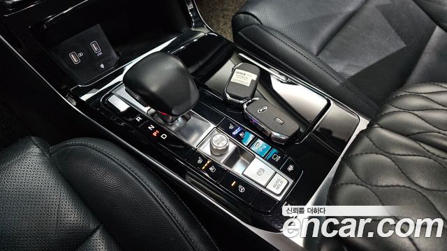 Kia K7 2020 — photo 9