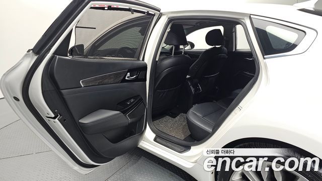 Kia K7 2020 — photo 12