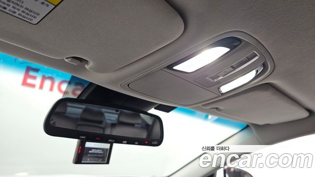 Kia K7 2020 — photo 18