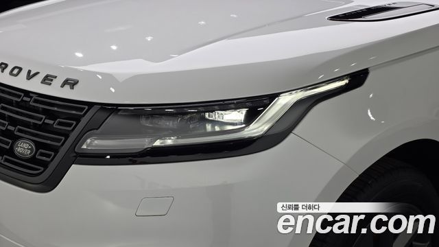 Land Rover Range Rover Velar 2026 — photo 17