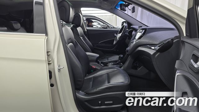 Hyundai Santafe 2013 — photo 11