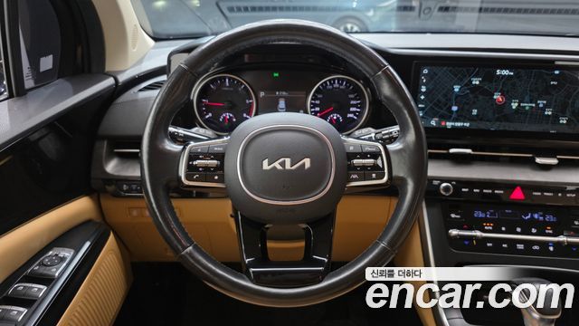 Kia Canival 2023 — photo 18