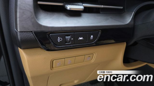 Kia Canival 2023 — photo 20