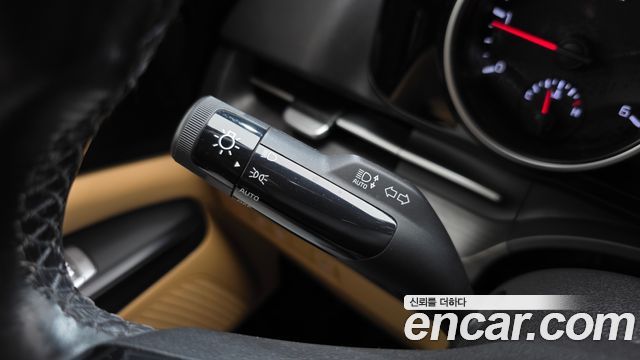Kia Canival 2023 — photo 22