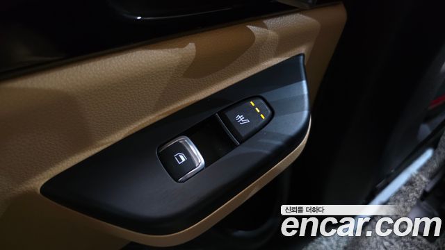 Kia Canival 2023 — photo 28