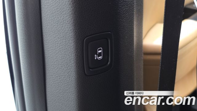 Kia Canival 2023 — photo 29