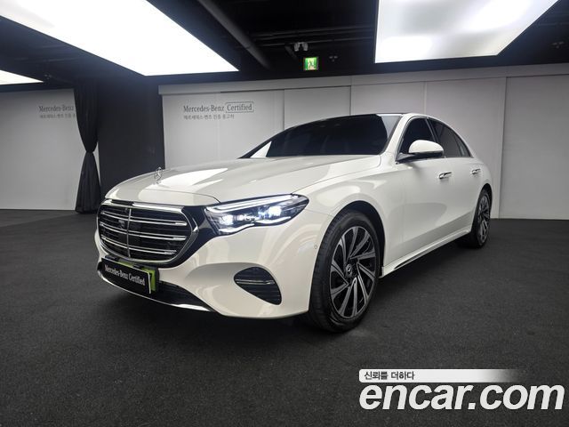Mercedes-Benz E-Class 2026 — photo 1
