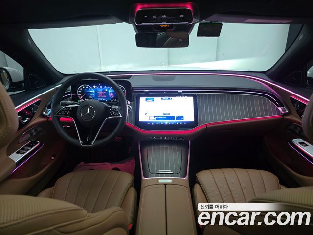 Mercedes-Benz E-Class 2026 — photo 7