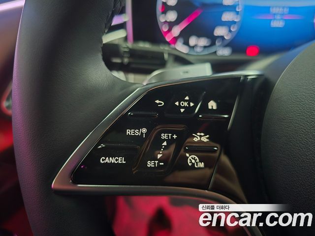Mercedes-Benz E-Class 2026 — photo 12