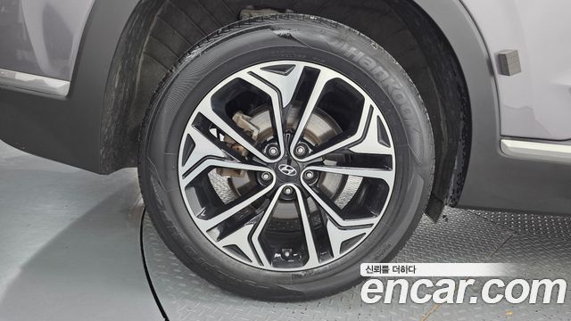 Hyundai Santafe 2019 — photo 5