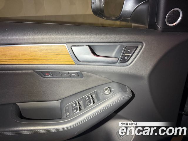 Audi Q5 2015 — photo 8