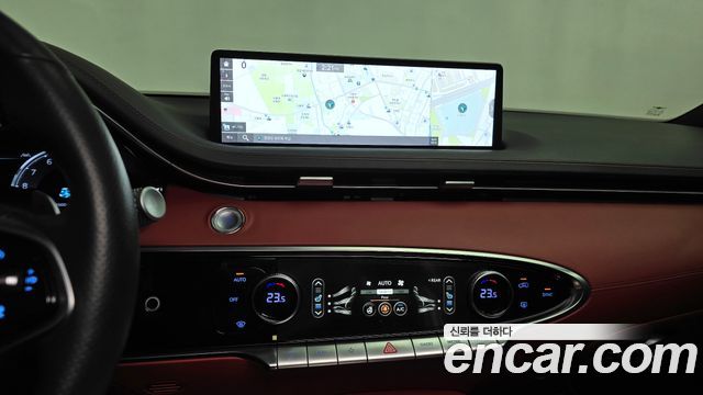 Genesis GV70 2022 — photo 19